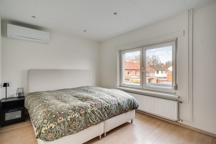 Photo 22 of Louis Beerenbrouckstraat 29