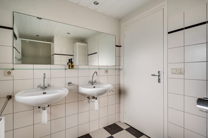 Photo 30 of Louis Beerenbrouckstraat 29