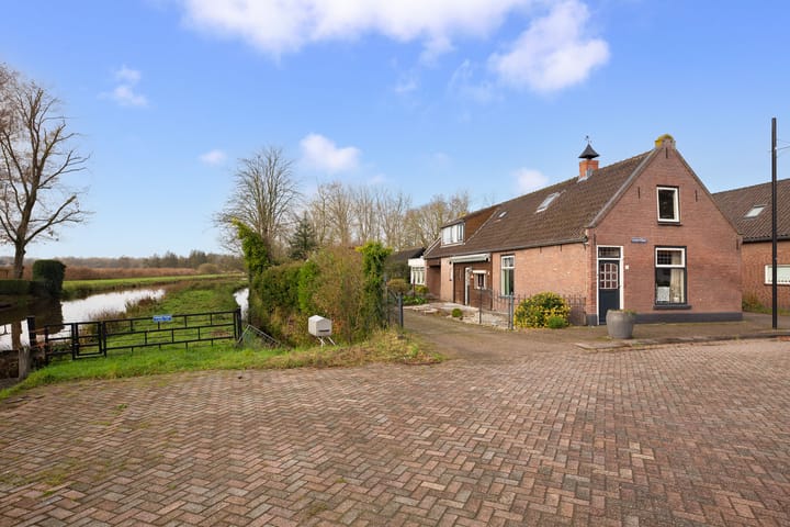 Foto 5 van Schoolstraat 1