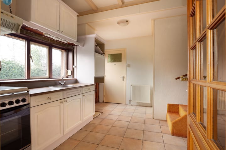 Foto 10 van Schoolstraat 1