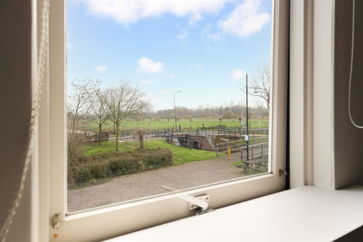 Foto 16 van Schoolstraat 1