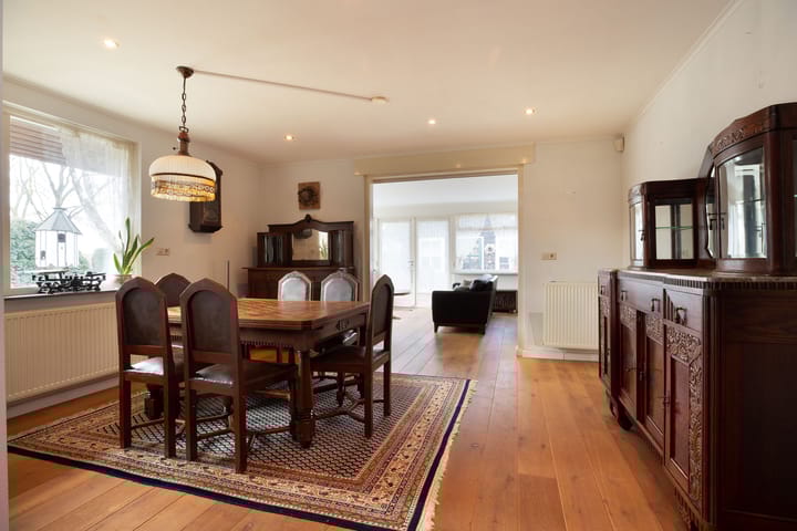 Foto 23 van Schoolstraat 1