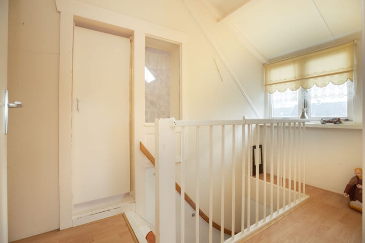 Foto 30 van Schoolstraat 1