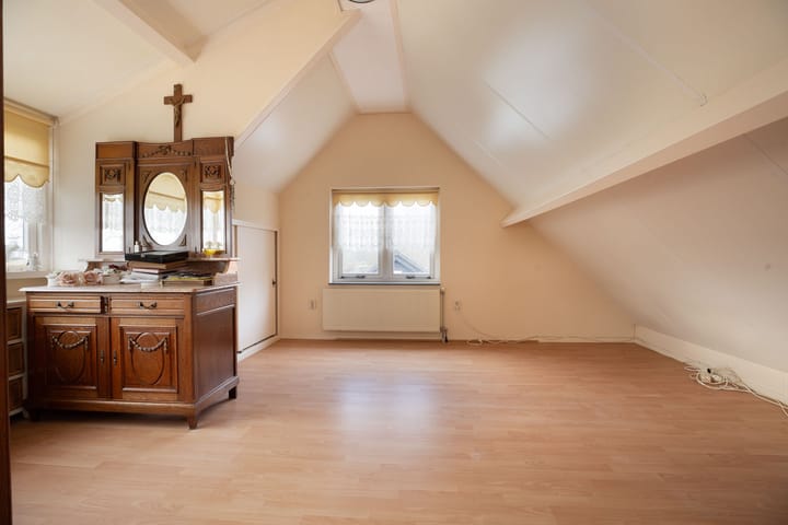 Foto 31 van Schoolstraat 1