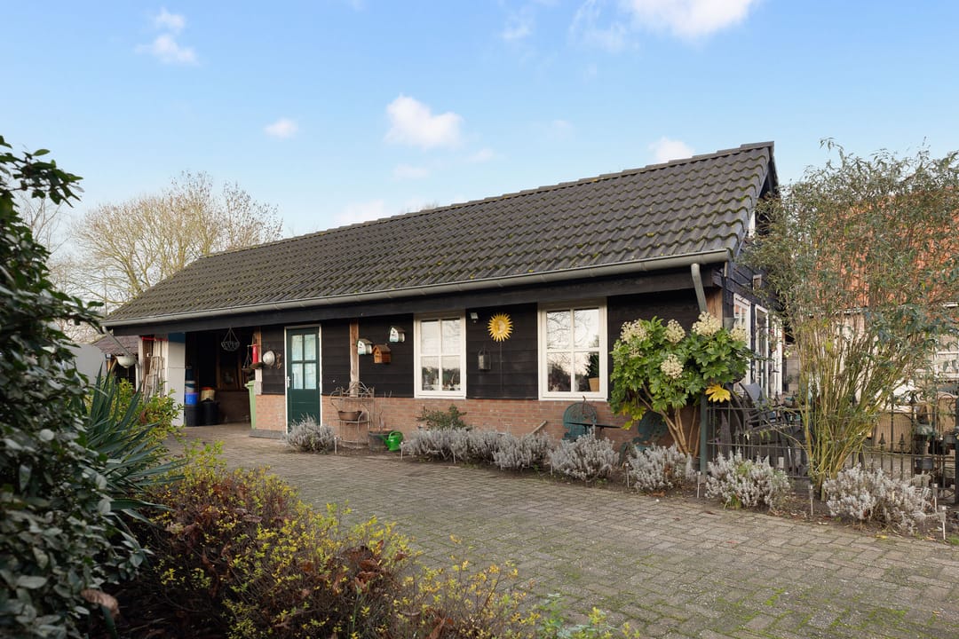 Foto 37 van Schoolstraat 1