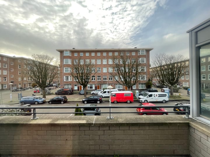 Foto 2 van Uiterwaardenstraat 562