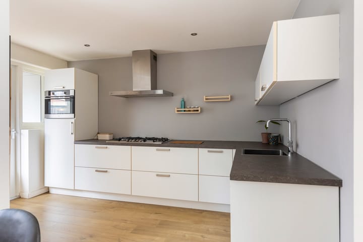 Photo 12 of Hoogravenseweg 93