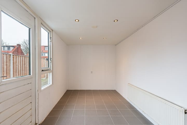 Photo 9 of Hendrik Smitstraat 30