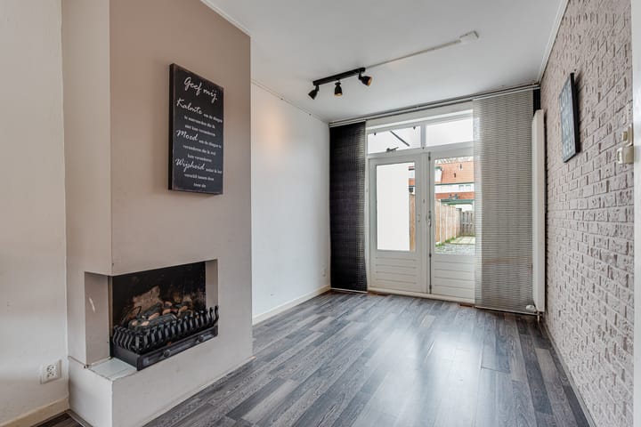 Photo 6 of Hendrik Smitstraat 30