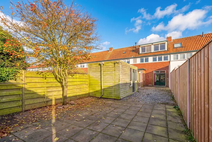 Photo 28 of Hendrik Smitstraat 30