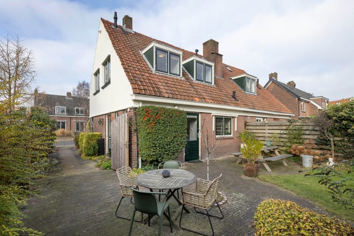 Foto 34 van Marten Meesstraat 7