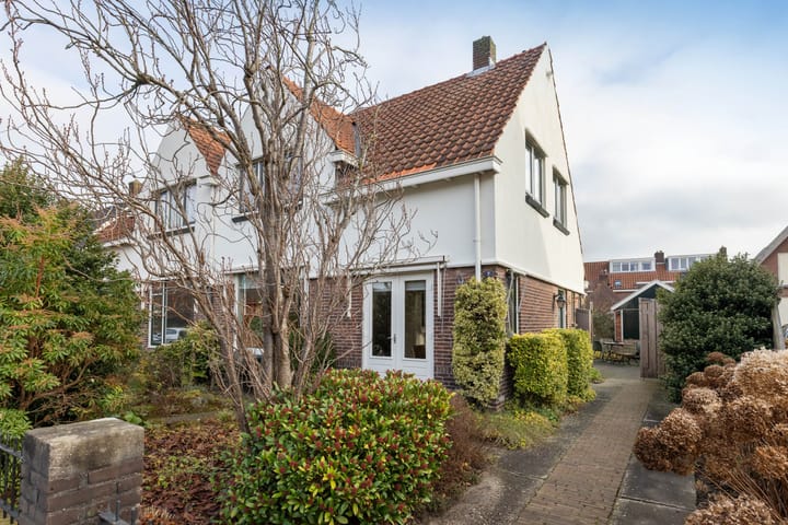 Foto 37 van Marten Meesstraat 7