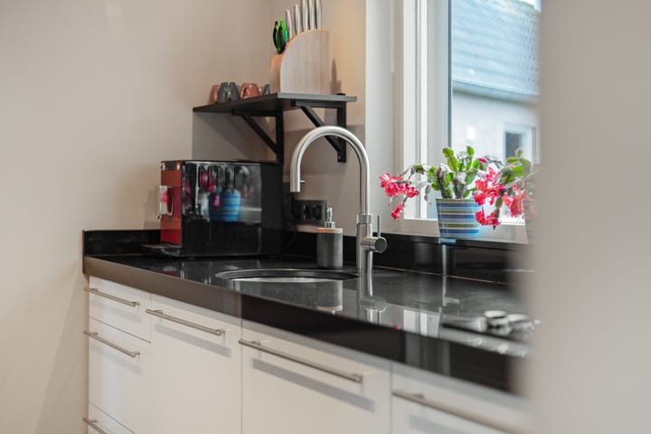 Foto 12 van Leliestraat 8