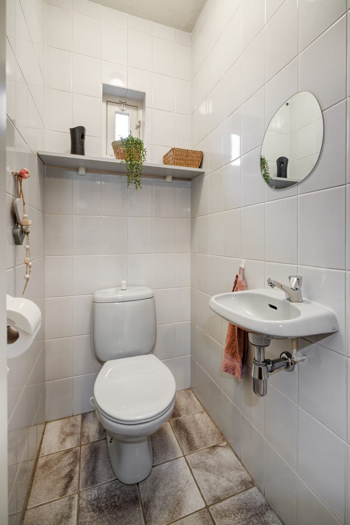 Foto 19 van Leliestraat 8