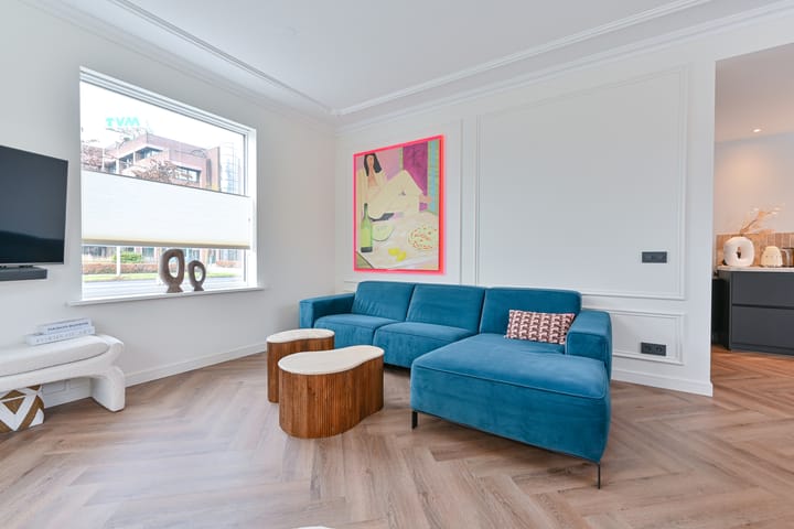 Foto 9 van van Limburg Stirumstraat 105