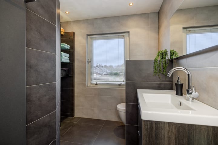 Foto 30 van Leliestraat 8