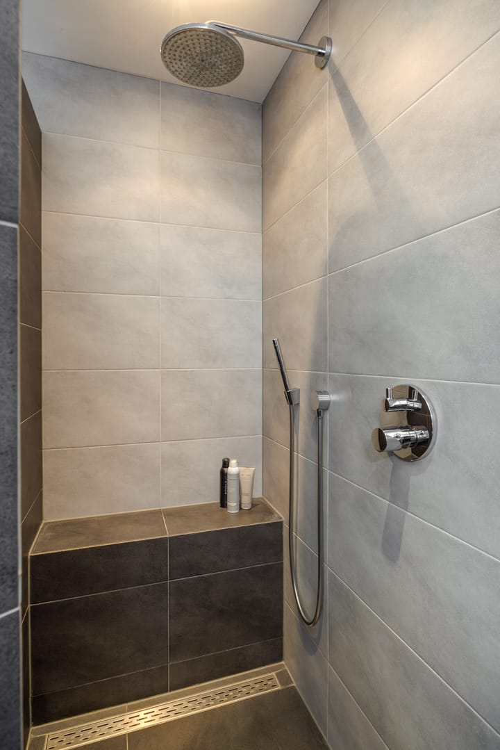 Foto 33 van Leliestraat 8