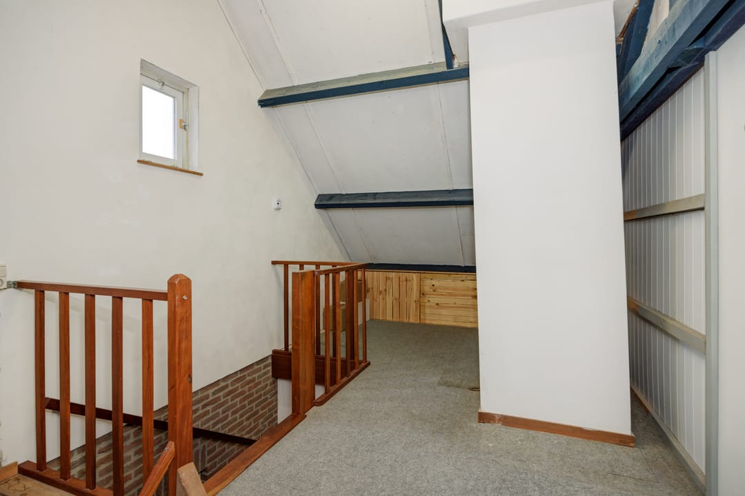 Foto 23 van Leliestraat 8