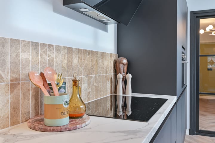 Foto 24 van van Limburg Stirumstraat 105