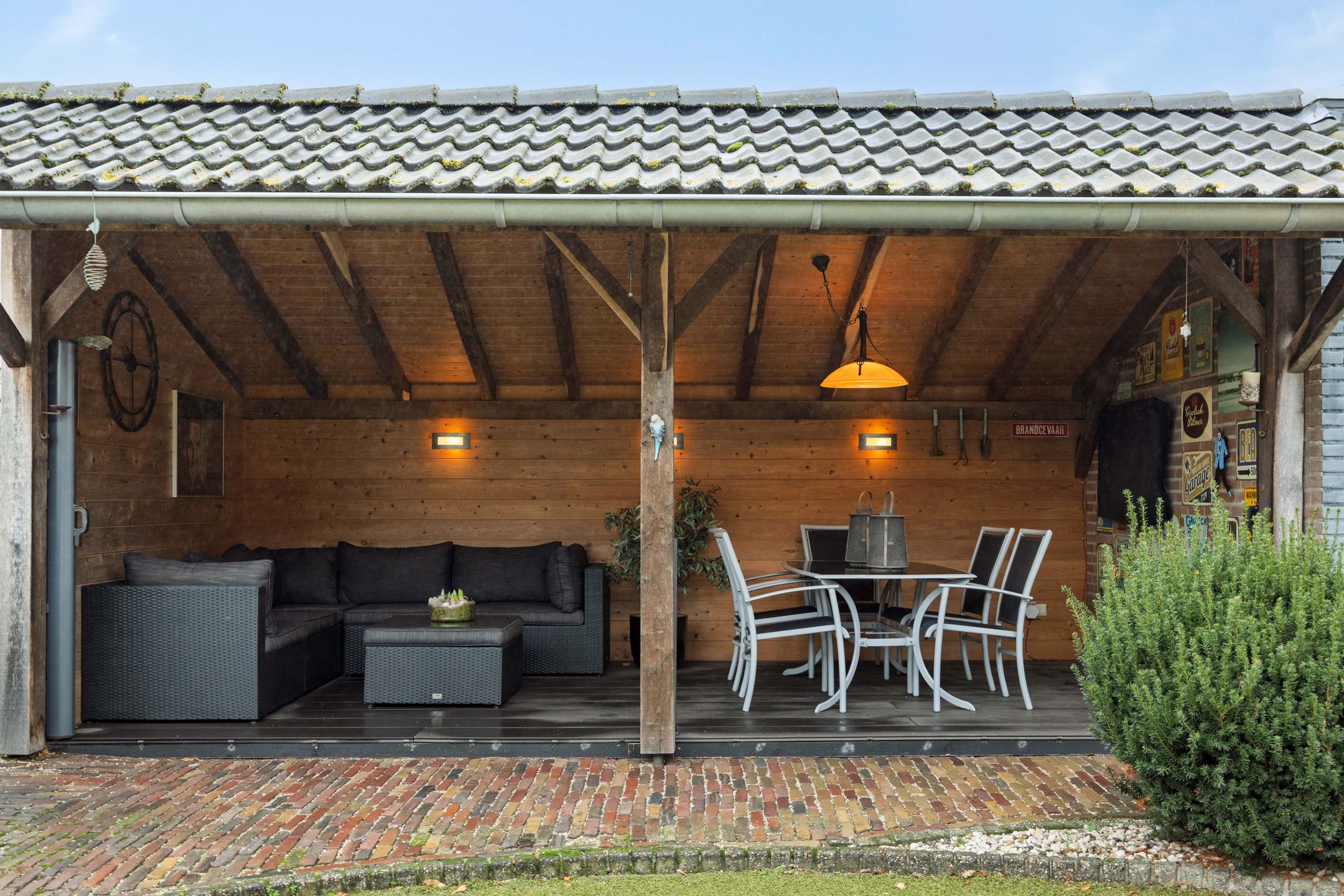 Foto 30 van Leliestraat 8