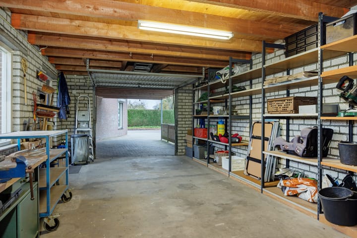 Foto 47 van Leliestraat 8