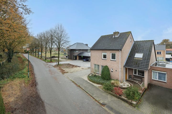 Foto 54 van Leliestraat 8