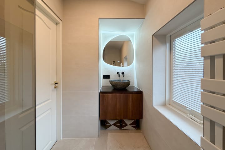 Foto 40 van van Limburg Stirumstraat 105