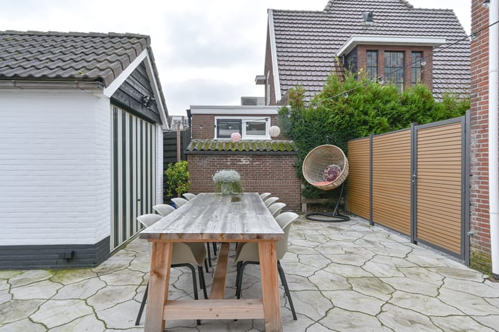 Foto 75 van van Limburg Stirumstraat 105