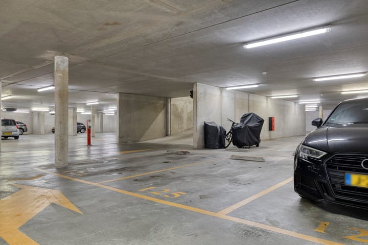 Foto 27 van Van Kinsbergenstraat 126