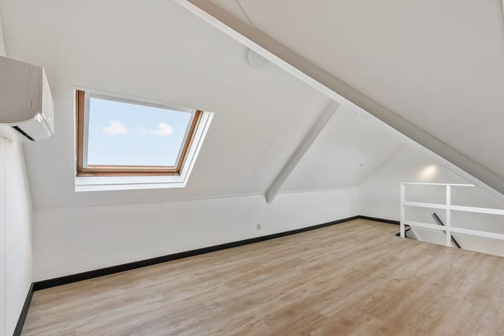 Photo 14 of Ruitersweg 11-C1