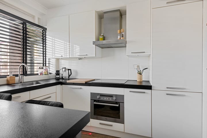 Foto 16 van van Slingelandtstraat 8