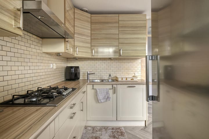 Photo 7 of Mathenesserstraat 47-E