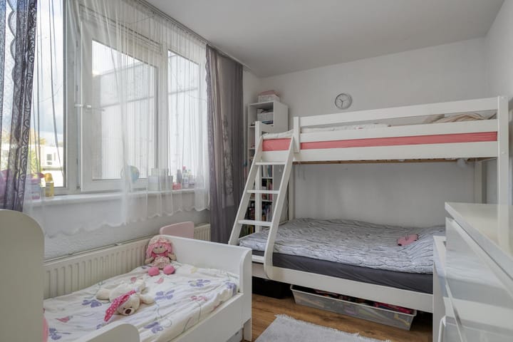 Photo 14 of Mathenesserstraat 47-E