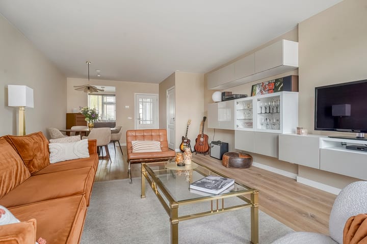 Foto 11 van Paardebloem 10