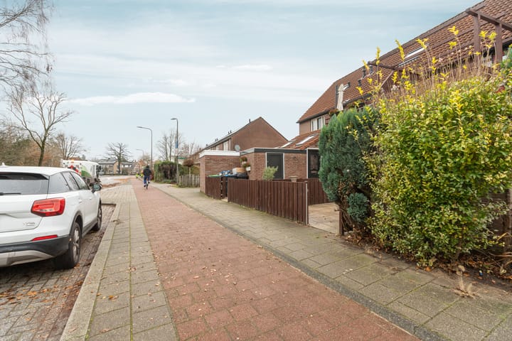 Foto 32 van Larensteinselaan 37