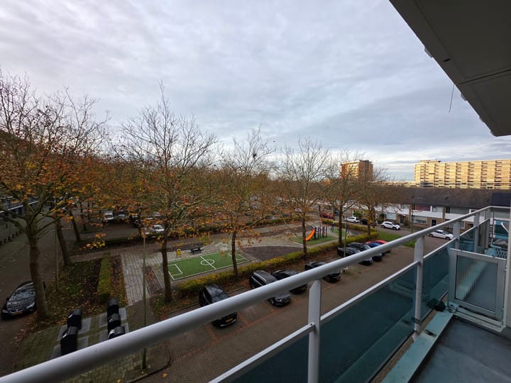 Foto 5 van Plutostraat 102