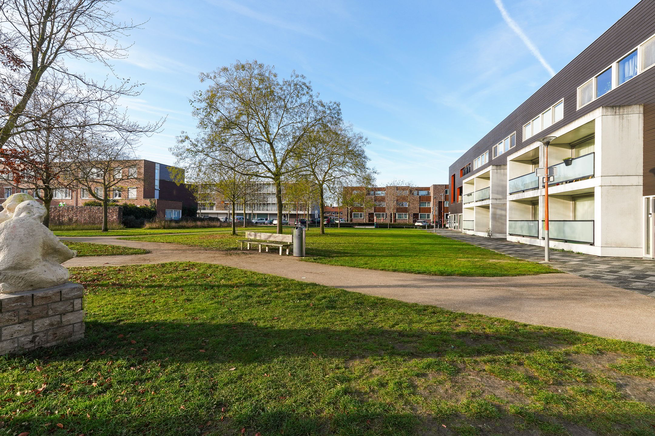 Foto 3 van Banier 32