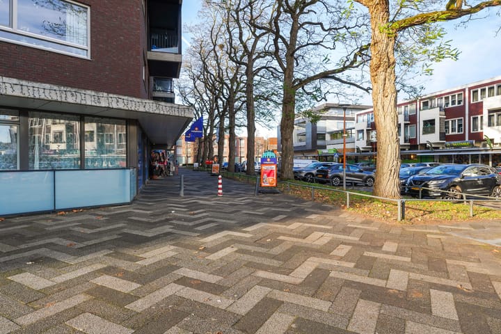 Foto 6 van Banier 32