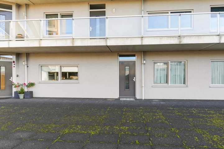 Foto 14 van Banier 32