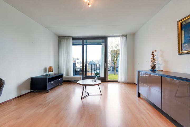 Foto 21 van Banier 32