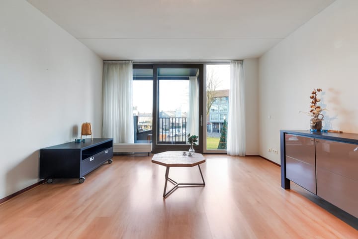 Foto 22 van Banier 32