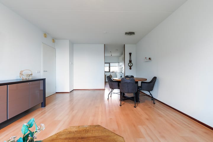 Foto 25 van Banier 32