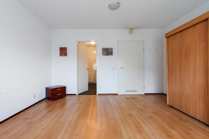 Foto 37 van Banier 32