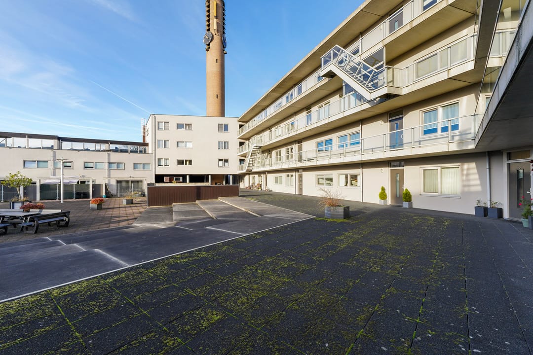 Foto 47 van Banier 32