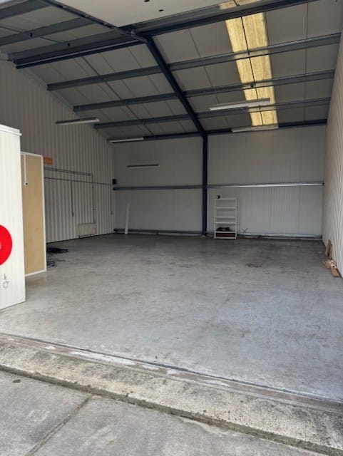 View photo 2 of Handelsweg 25