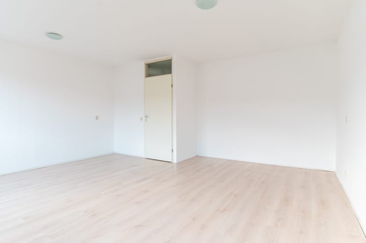 Foto 18 van Max Takstraat 22