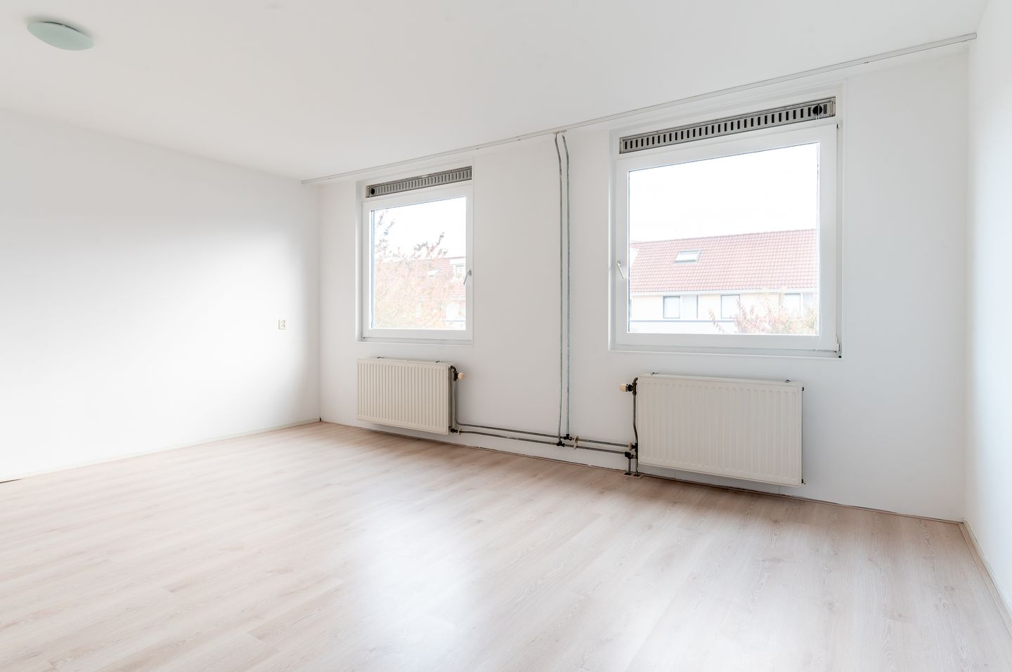 Foto 19 van Max Takstraat 22