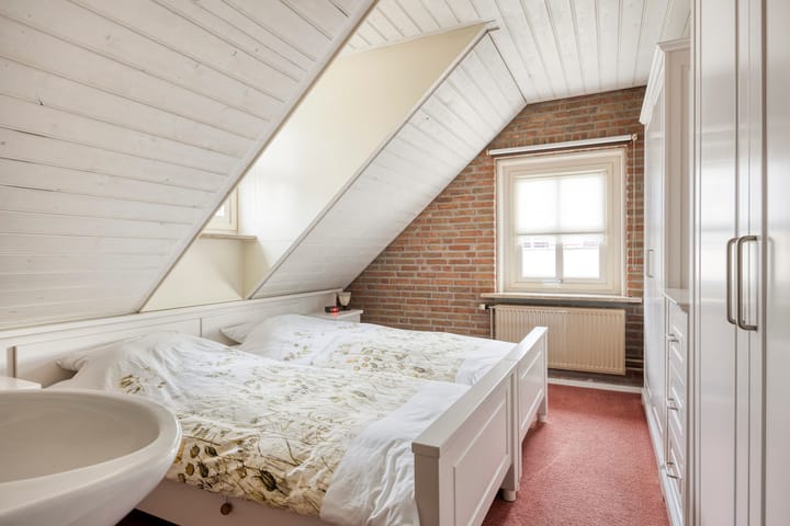 Foto 32 van Oirschotseweg 74