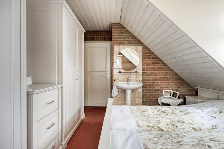 Foto 33 van Oirschotseweg 74