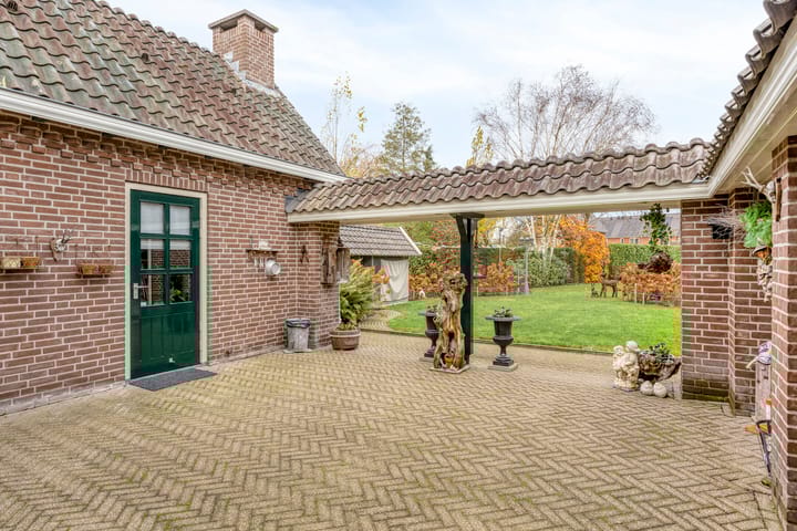 Foto 42 van Oirschotseweg 74